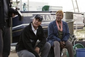 NCIS-New-Orleans-1x01-3